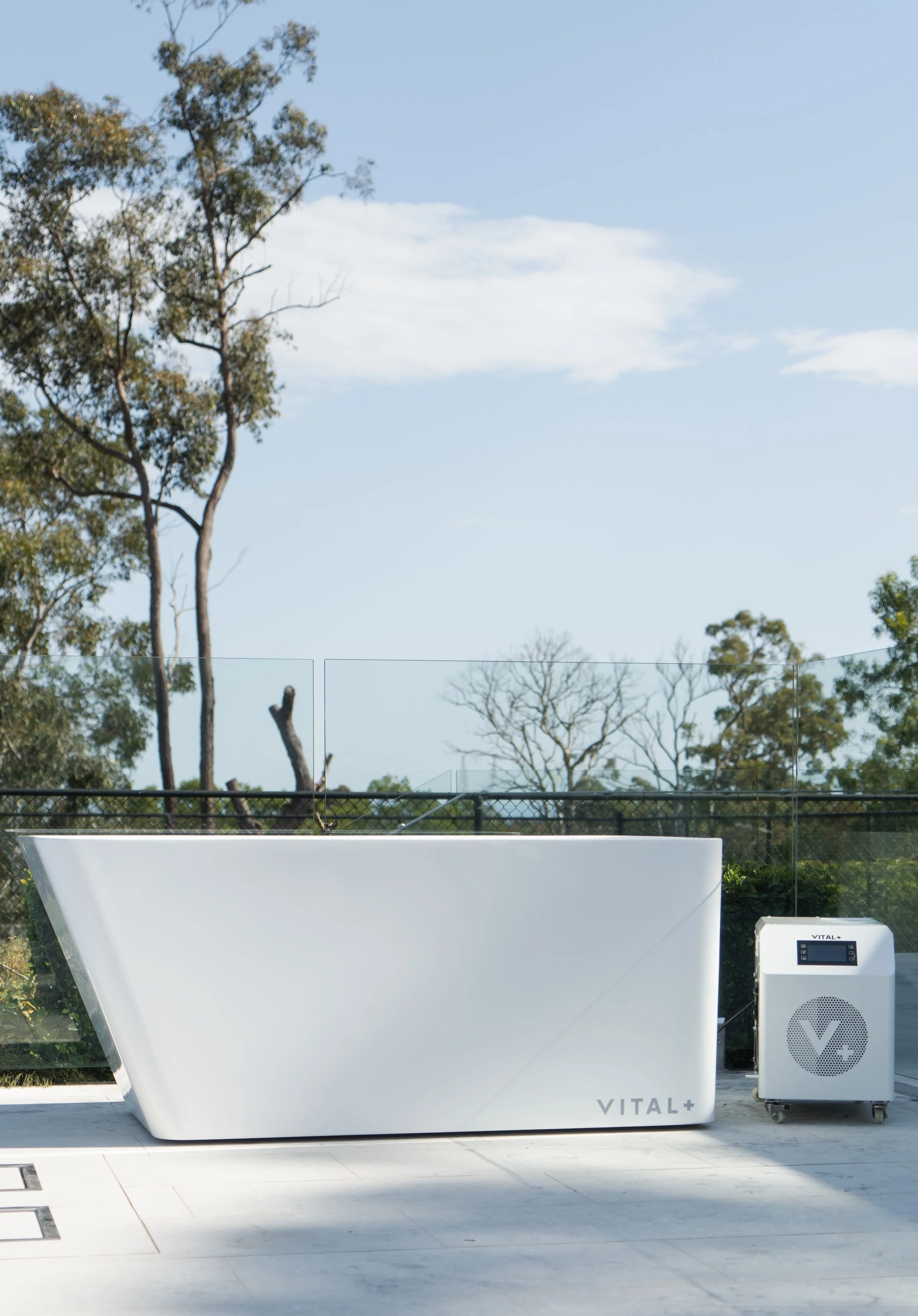 Acrylic Ice Bath  & Chiller - Image 4