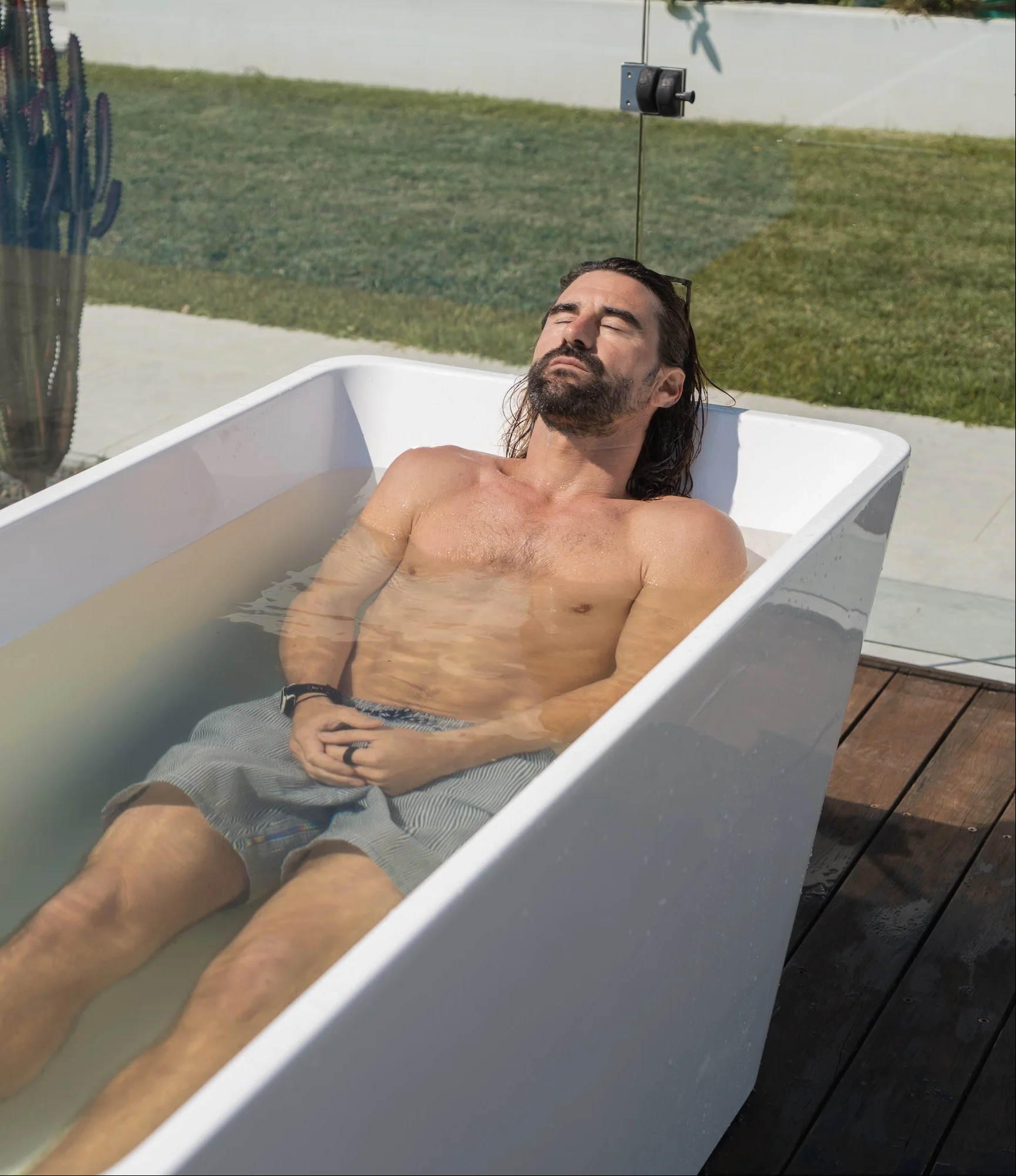 Acrylic Ice Bath  & Chiller - Image 5